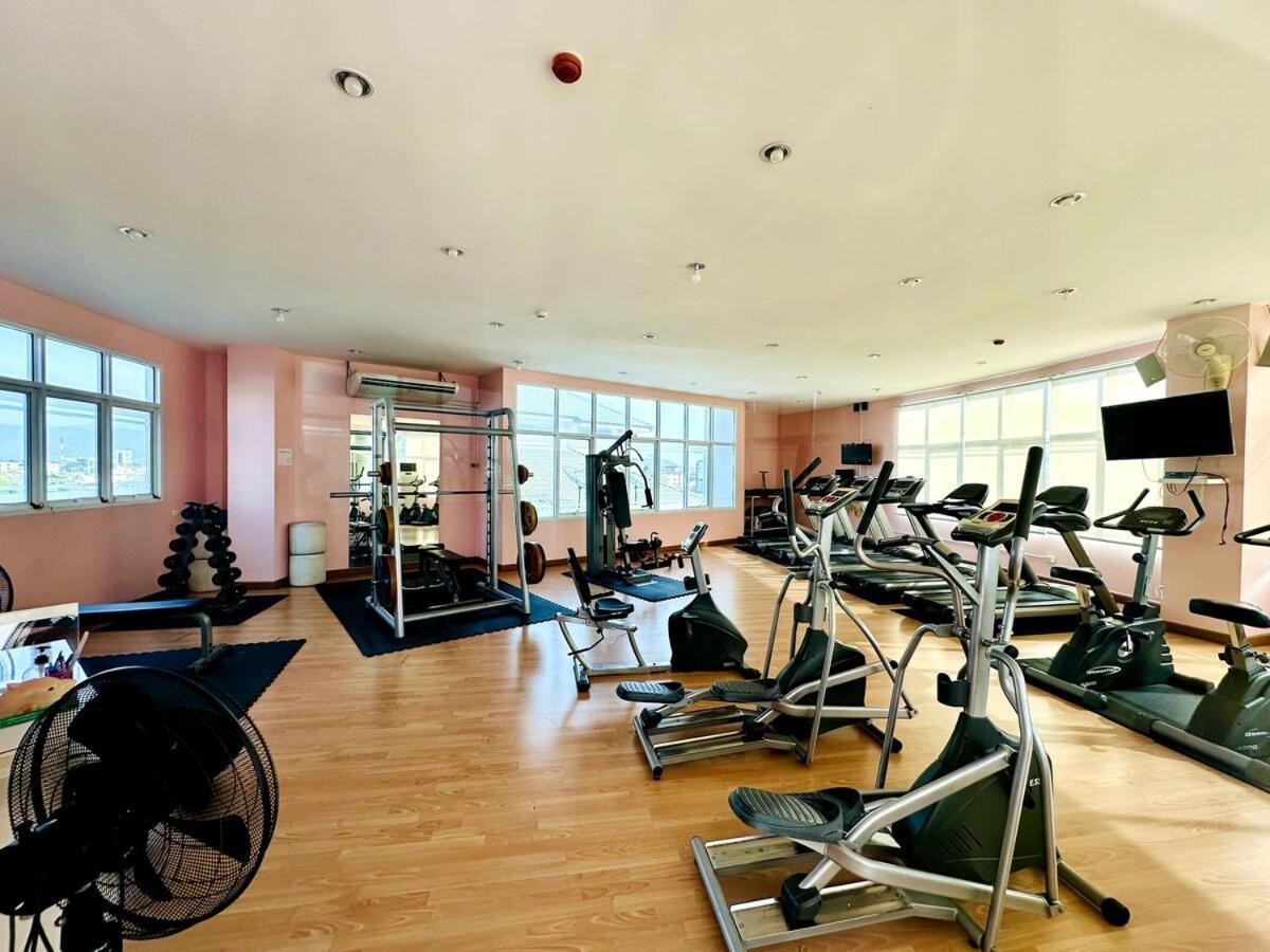 Wisdom Burg Bangsaen, Pool, Gym Lejlighedshotel Ban Rong Khoei Eksteriør billede